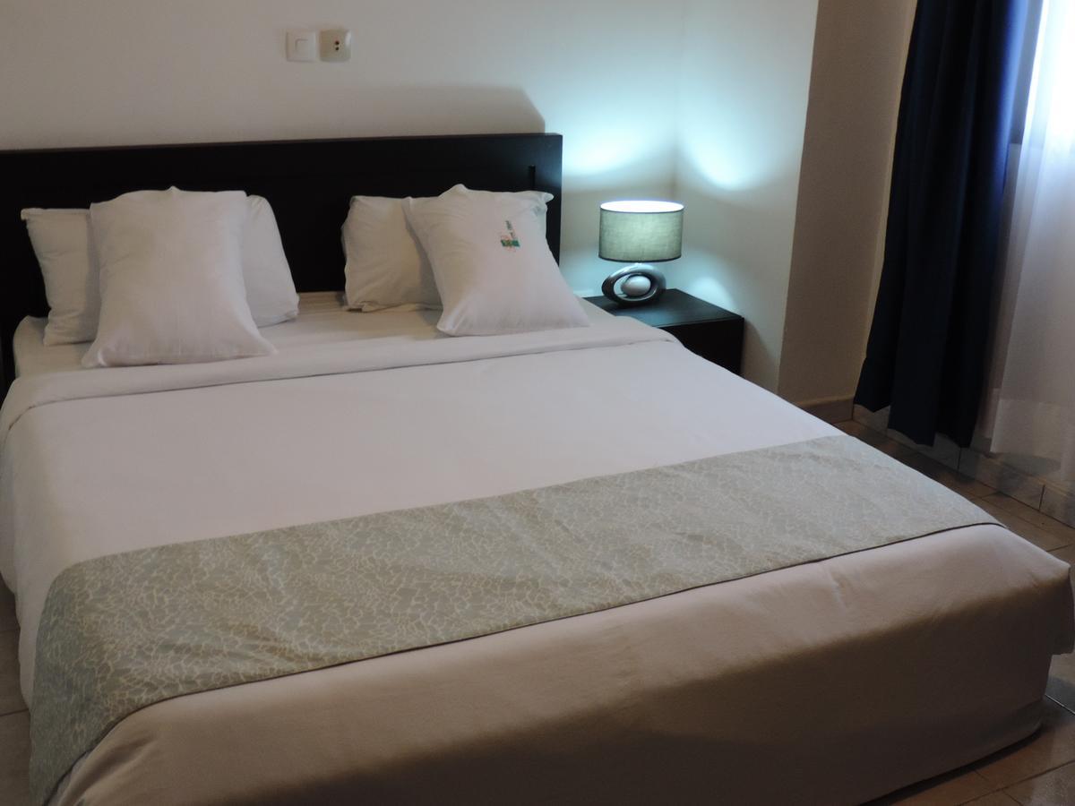Hotel Djigui Abidjan Exterior photo